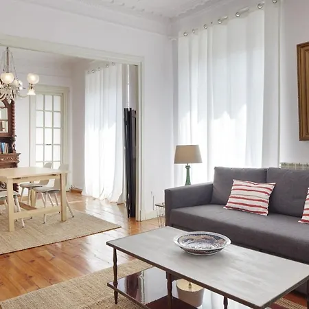 Udare - Basque アパート *